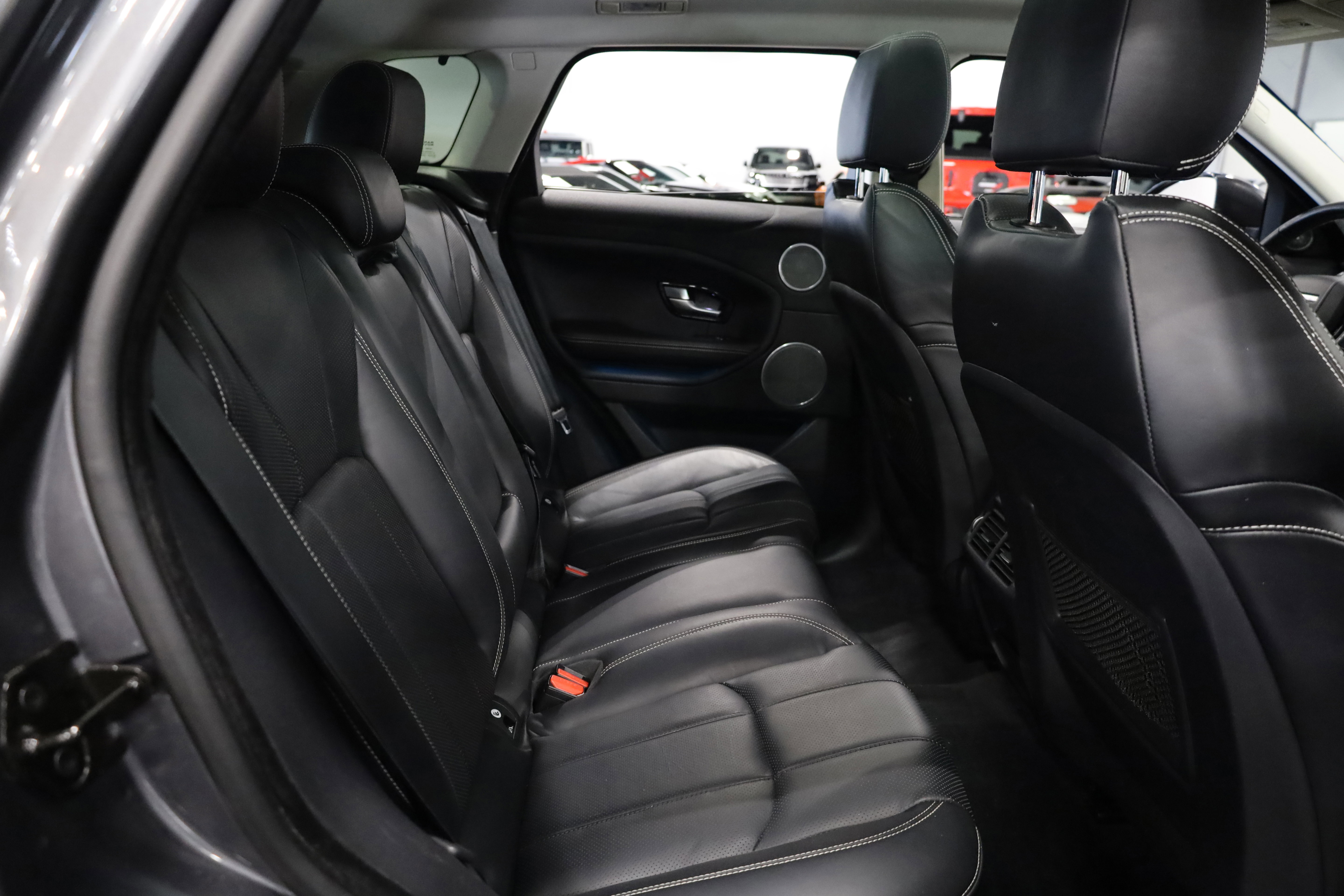 Used 2016 Land Rover Range Rover Evoque HSE image 39