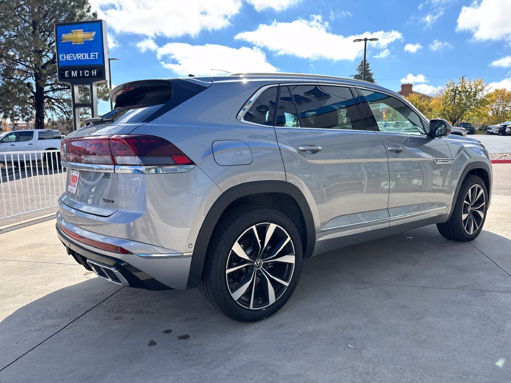 Used 2026 Volkswagen Atlas Cross Sport SEL Premium R-Line AWD/4WD image 5