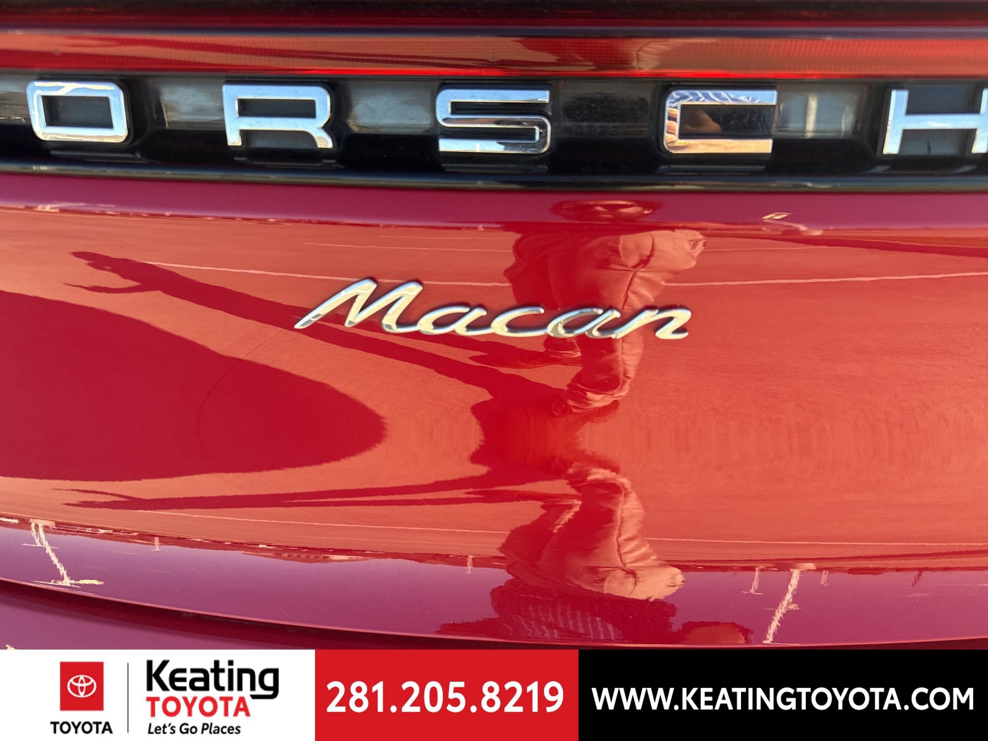 Used 2023 Porsche Macan Turbo image 10