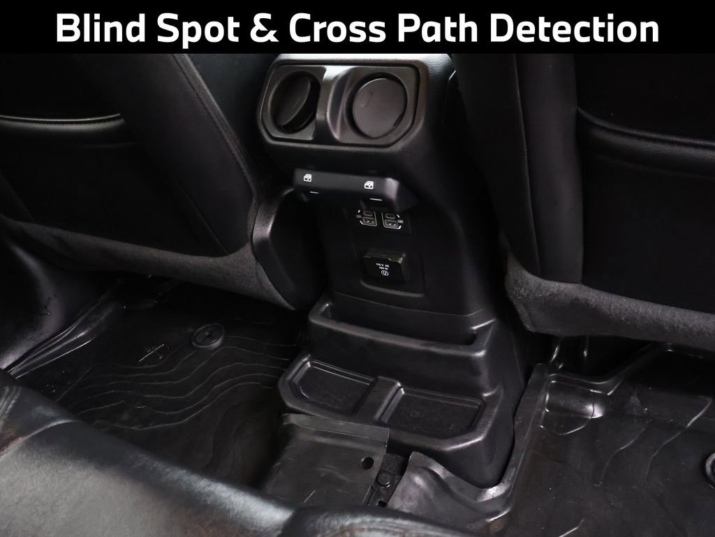 Used 2021 Jeep Wrangler Unlimited Sahara image 17