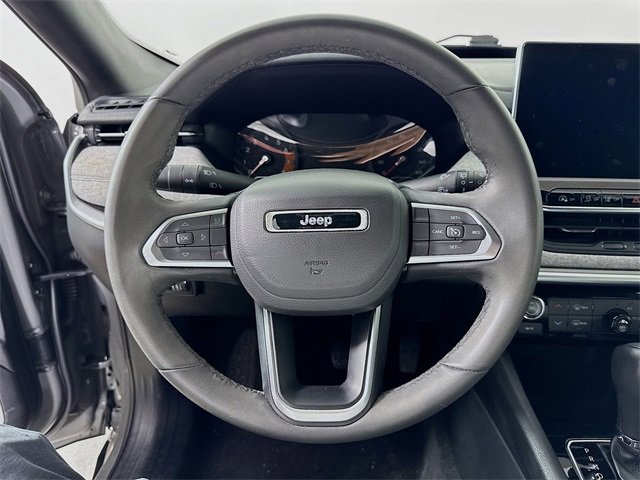 Used 2024 Jeep Compass Latitude image 12