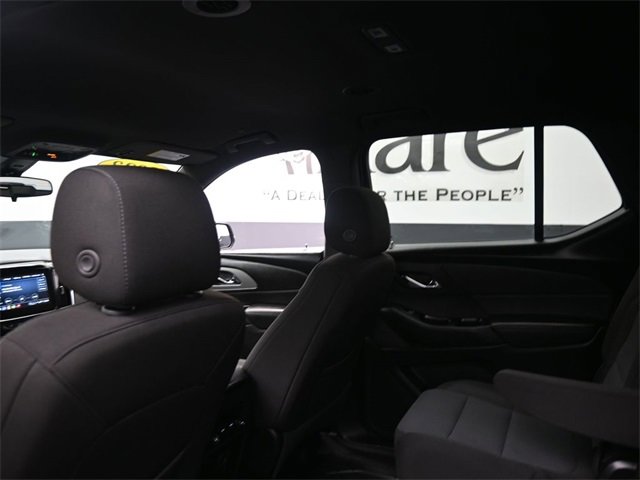 Used 2023 Chevrolet Traverse LT image 25