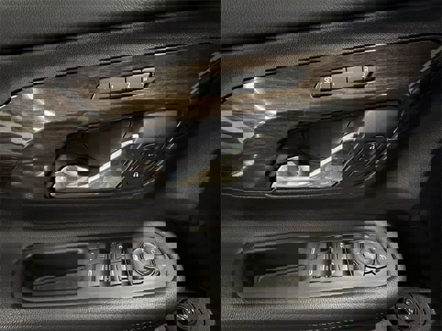 Used 2019 GMC Terrain Denali w/ Advanced Safety Package image 59