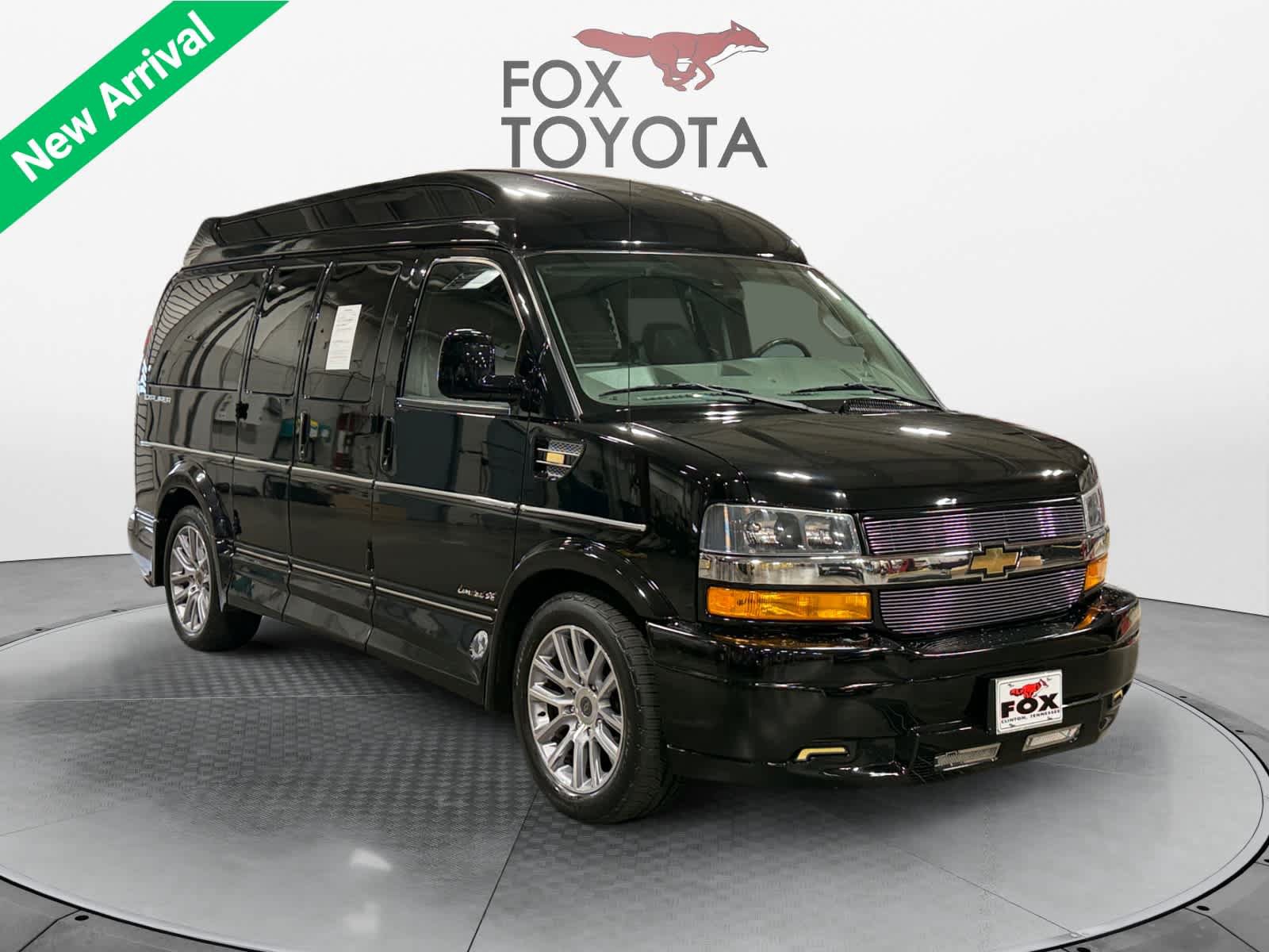 Used 2021 Chevrolet Express 2500 RWD image 8