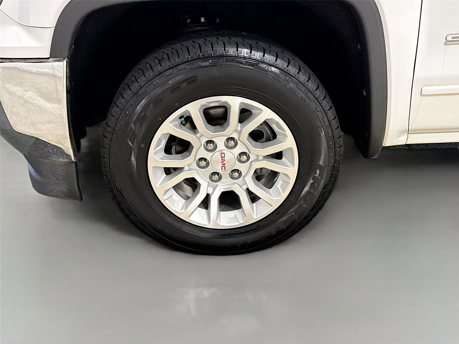 Used 2017 GMC Sierra 1500 SLE w/ SLE Value Package image 29