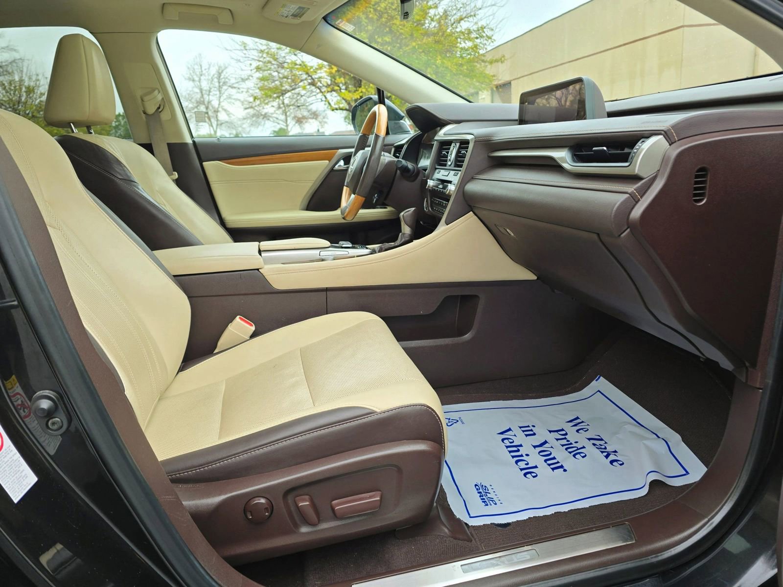 Used 2017 Lexus RX 350 RX 350 Sport Utility 4D w/ Premium Package image 33