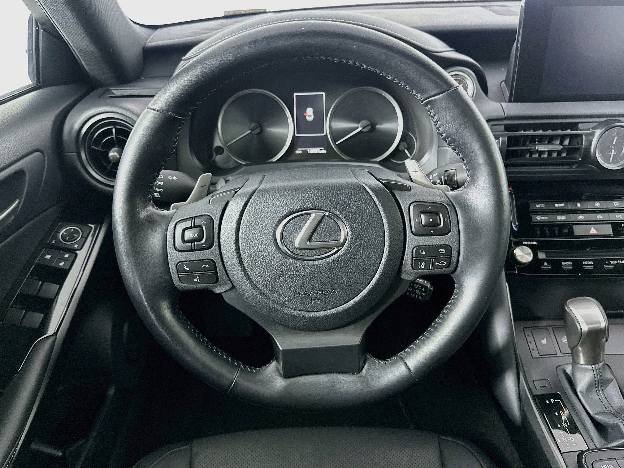 Used 2025 Lexus IS 350 F Sport RWD image 18
