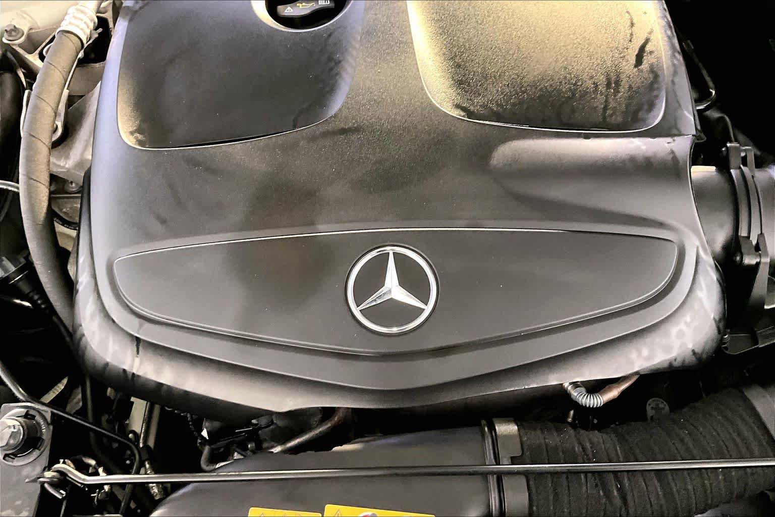 Used 2015 Mercedes-Benz GLA 250 4MATIC image 30