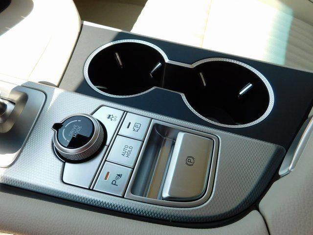 New 2026 Genesis G70 2.5T Prestige image 18