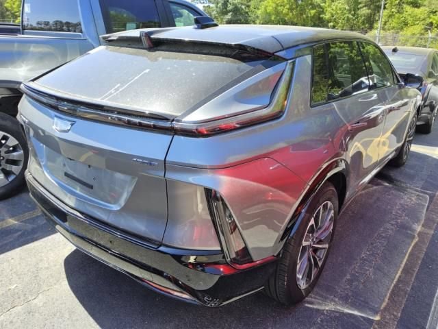 Used 2024 Cadillac Lyriq Sport RWD image 8