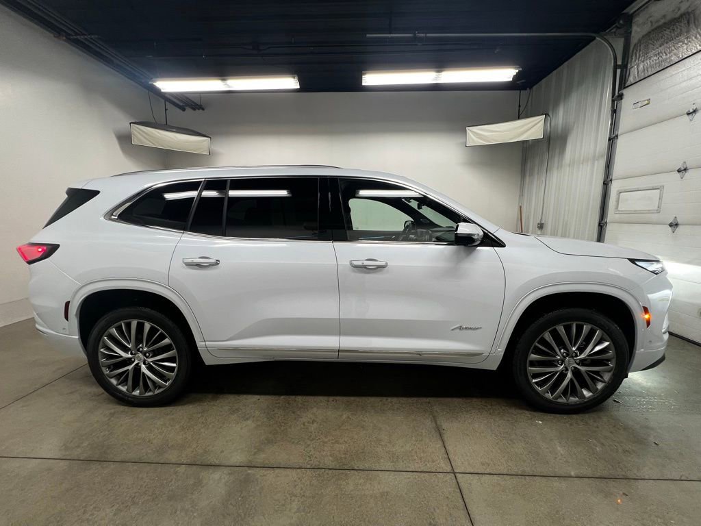 New 2026 Buick Enclave Avenir w/ Super Cruise Package AWD/4WD image 2