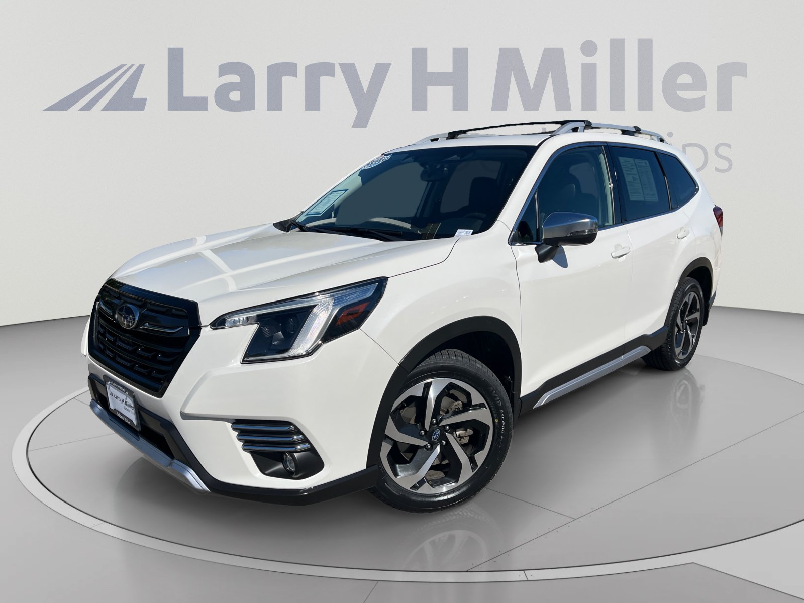 Certified 2023 Subaru Forester Touring w/ Popular Package #2 AWD/4WD image 1