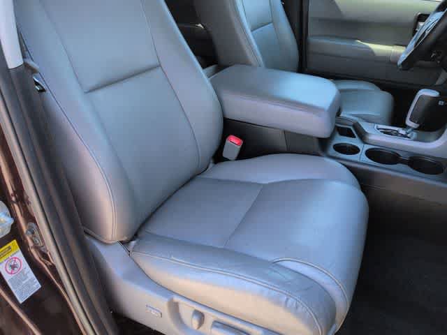 Used 2014 Toyota Sequoia Limited AWD/4WD image 21