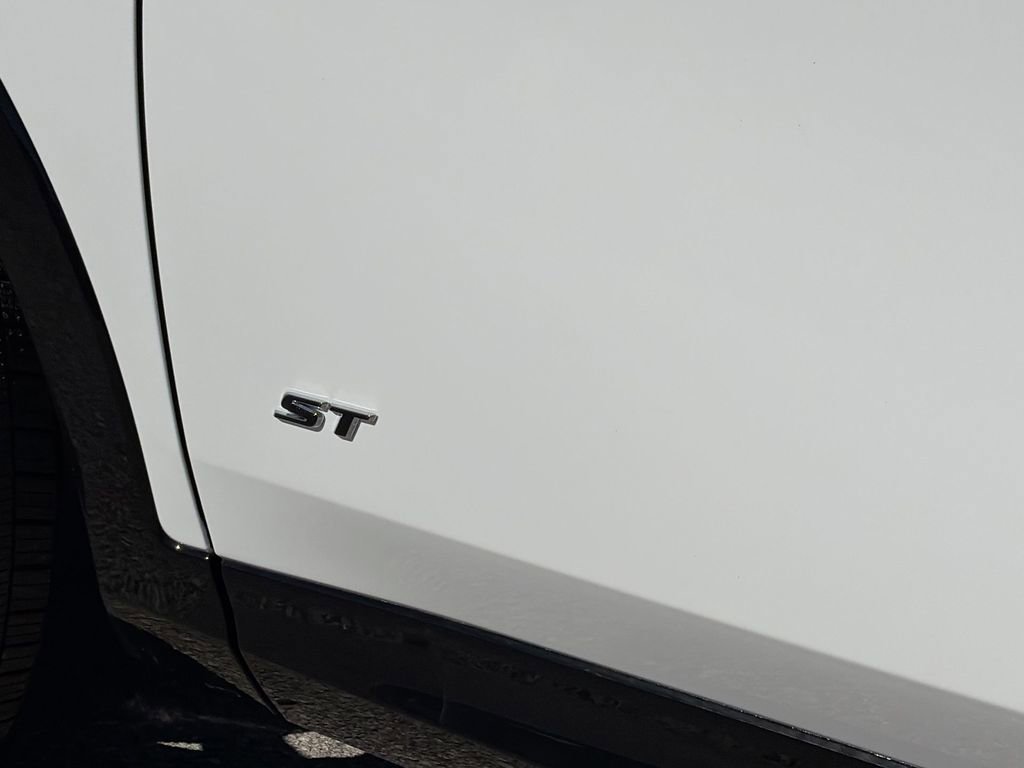 New 2026 Buick Envista Sport Touring image 33