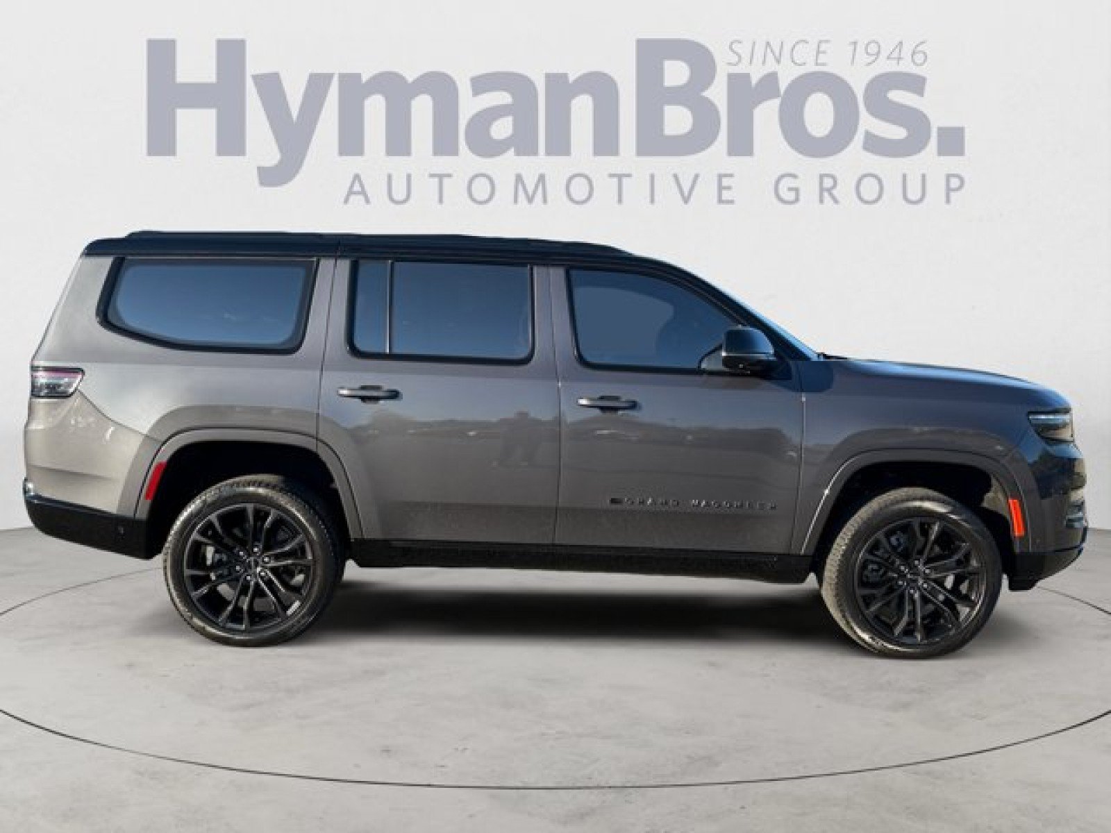 Used 2024 Jeep Grand Wagoneer Series II Obsidian w/ Quick Order Packagew 28T AWD/4WD image 2