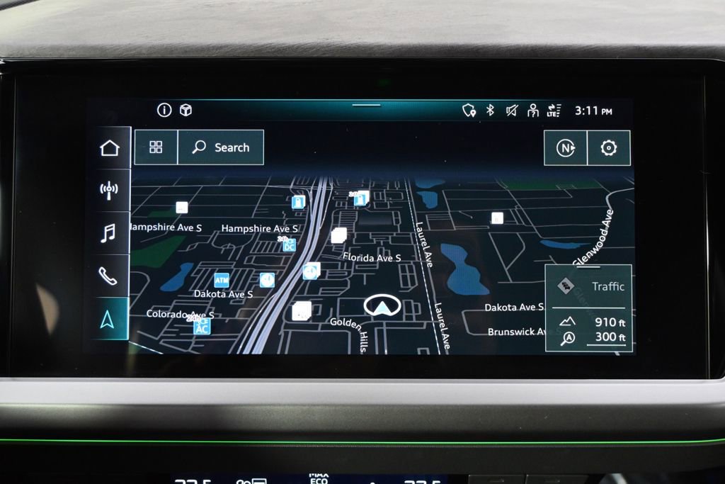 Used 2022 Audi Q4 e-tron Prestige image 29