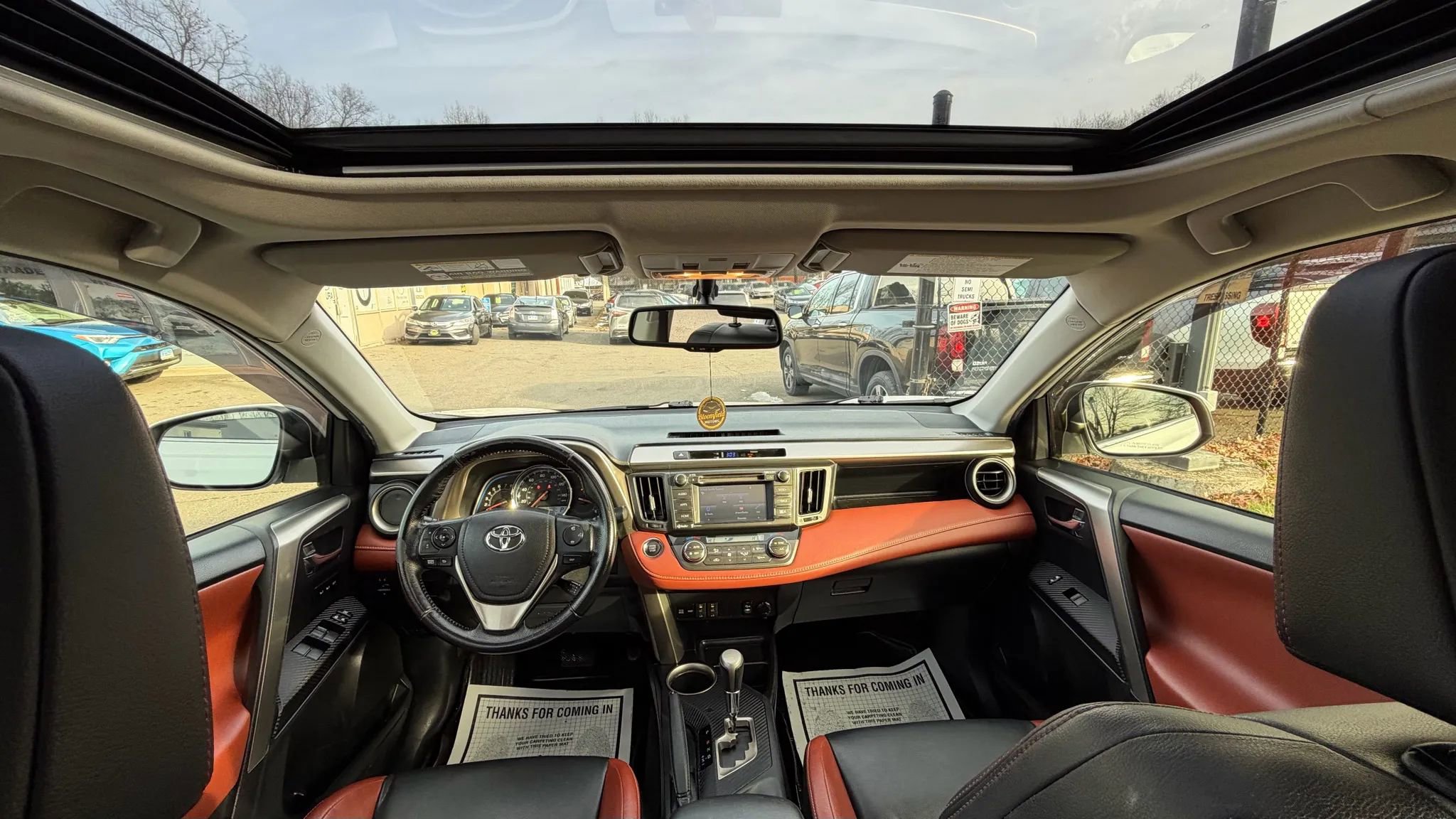 Used 2015 Toyota RAV4 Limited image 21