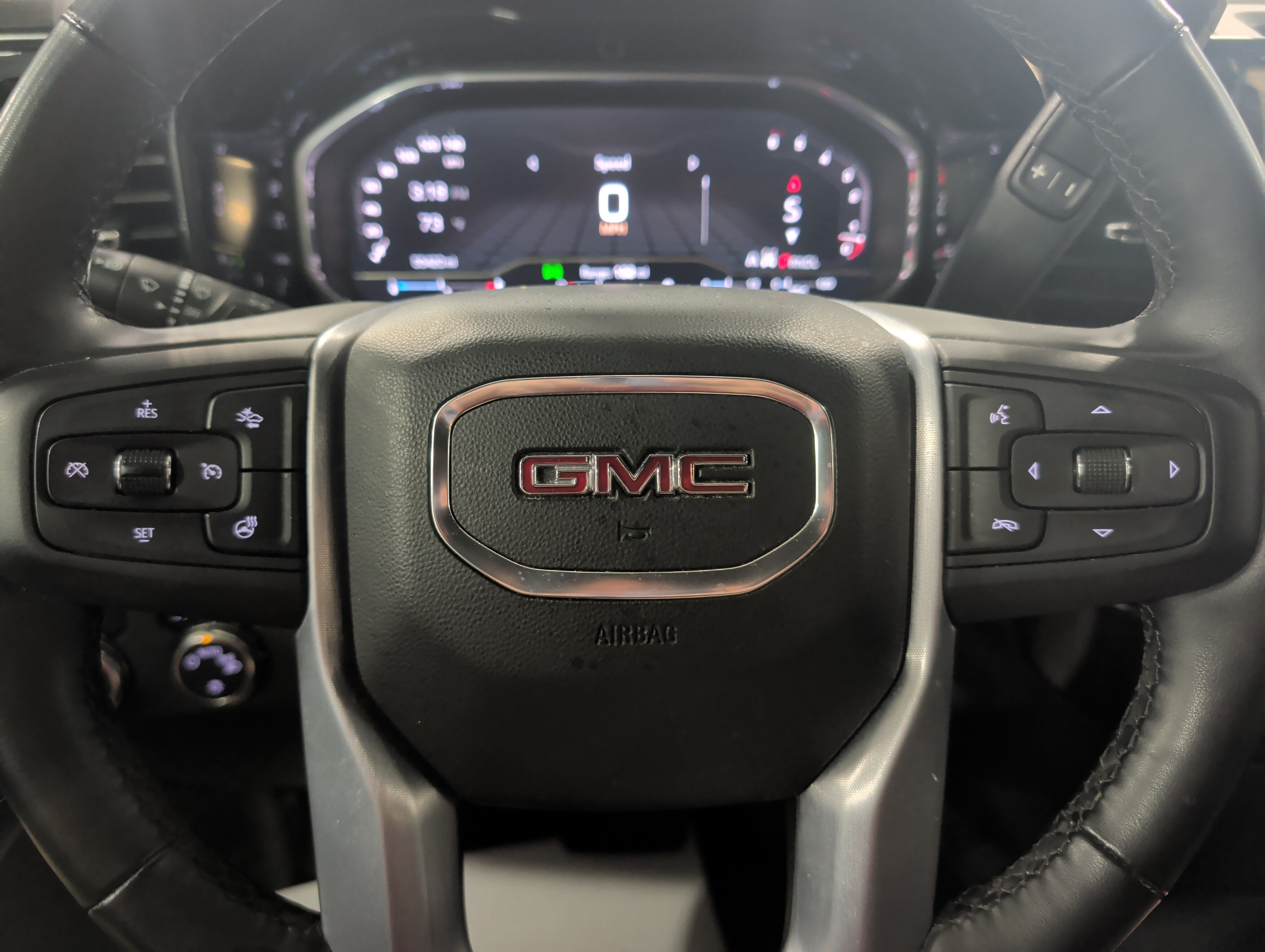 Used 2023 GMC Sierra 1500 SLE AWD/4WD image 10