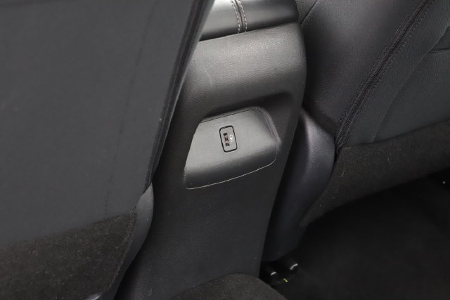 Used 2025 Nissan Sentra SV FWD image 17