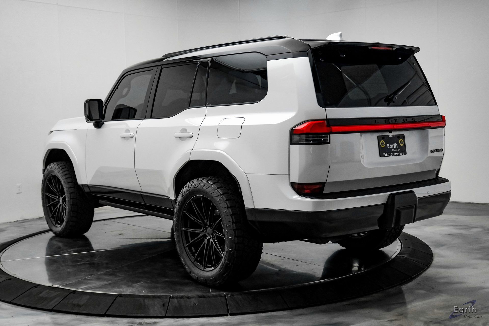 Used 2025 Lexus GX 550 550 Luxury+ 22 VOSSEN WHEELS w/ Accessory Package (2T) image 10