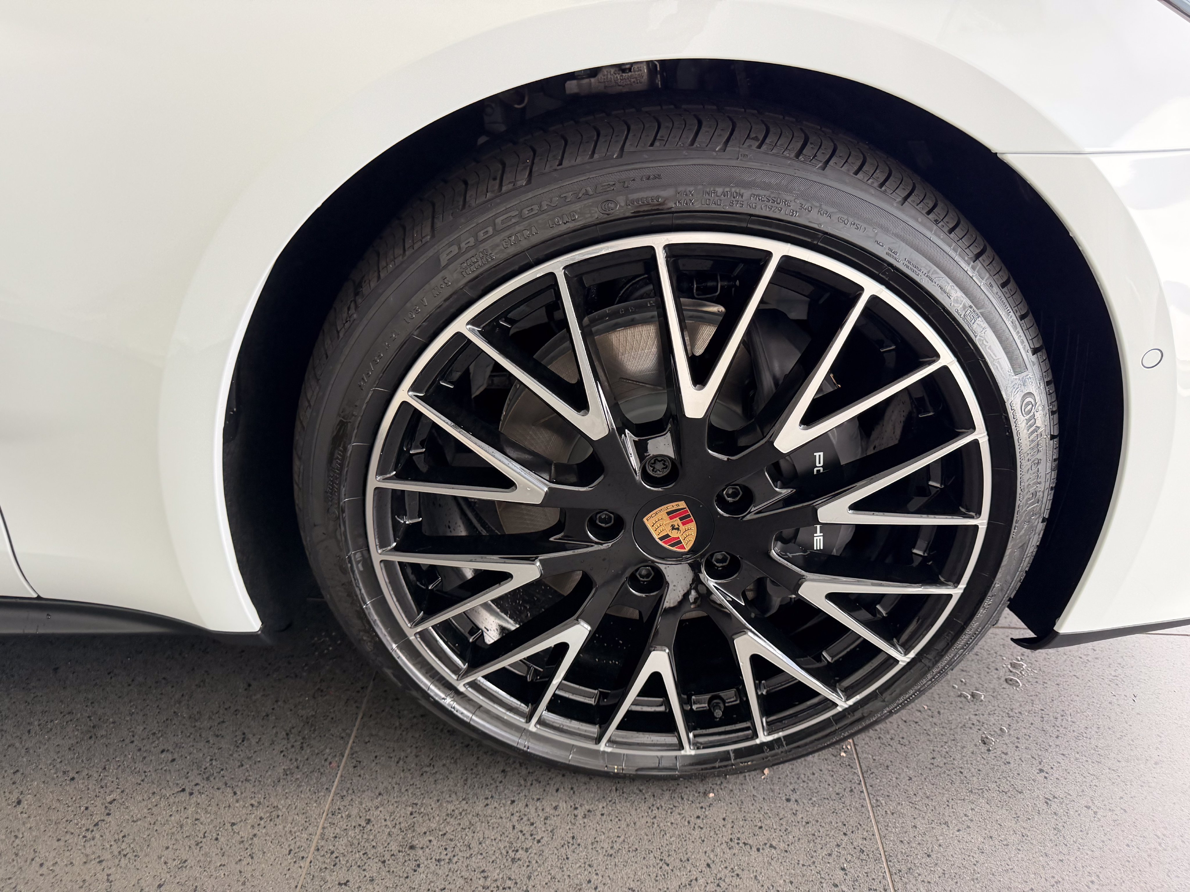 New 2026 Porsche Panamera 4 AWD/4WD image 13