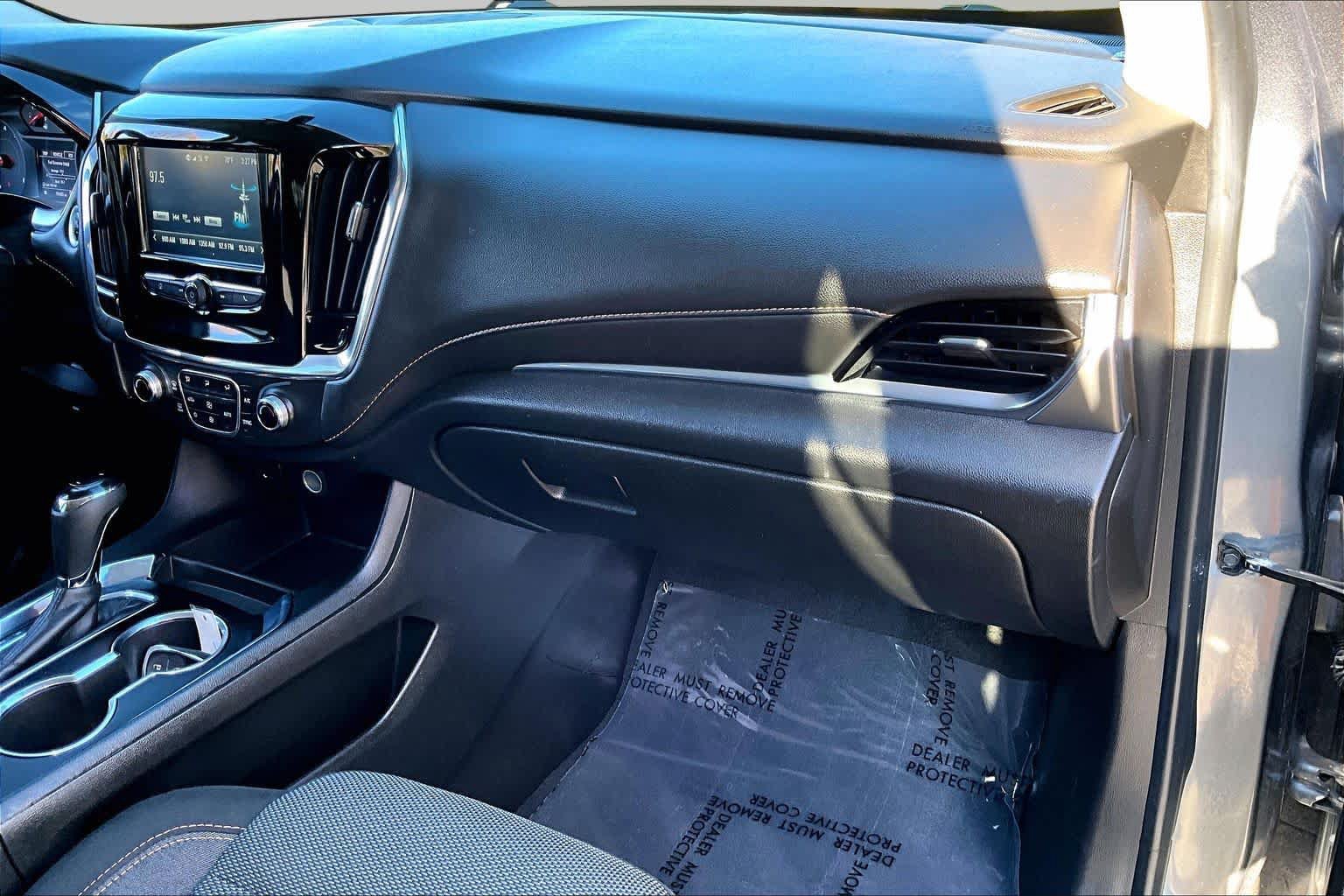 Used 2019 Chevrolet Traverse LS AWD/4WD image 19