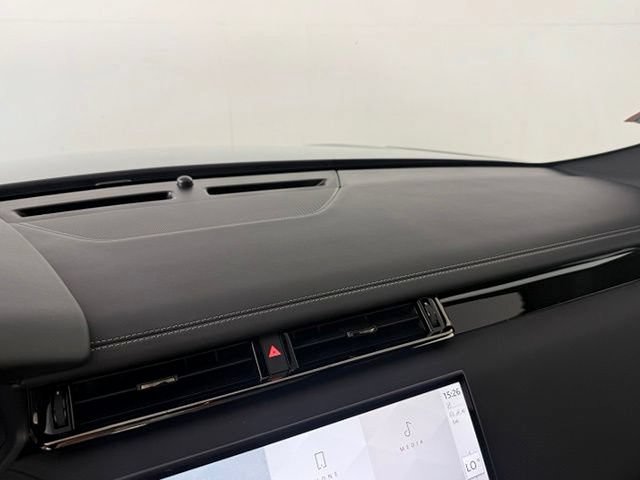 New 2026 Land Rover Range Rover Velar Belgravia AWD/4WD image 31