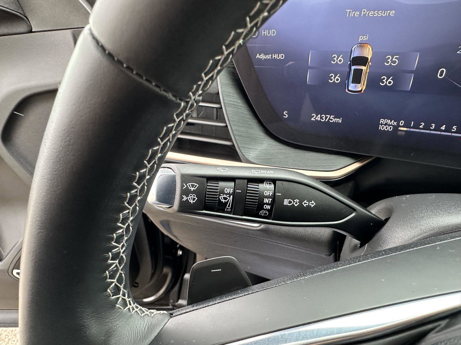 Used 2025 Buick Envision Sport Touring image 25