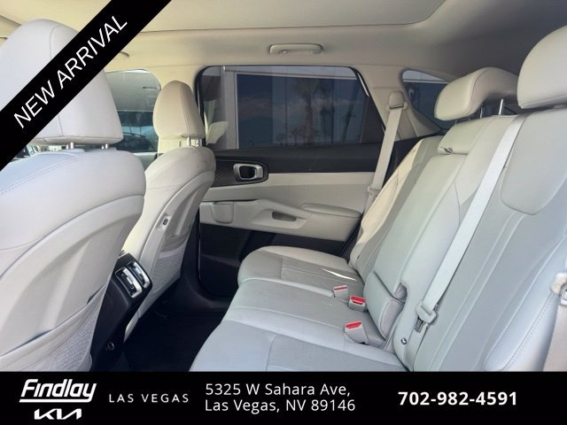 Certified 2024 Kia Sorento S w/ Panoramic Sunroof Package FWD image 7