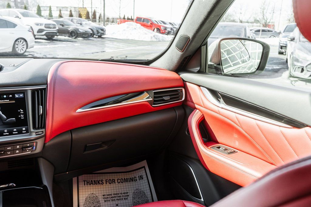 Used 2022 Maserati Levante GT image 16