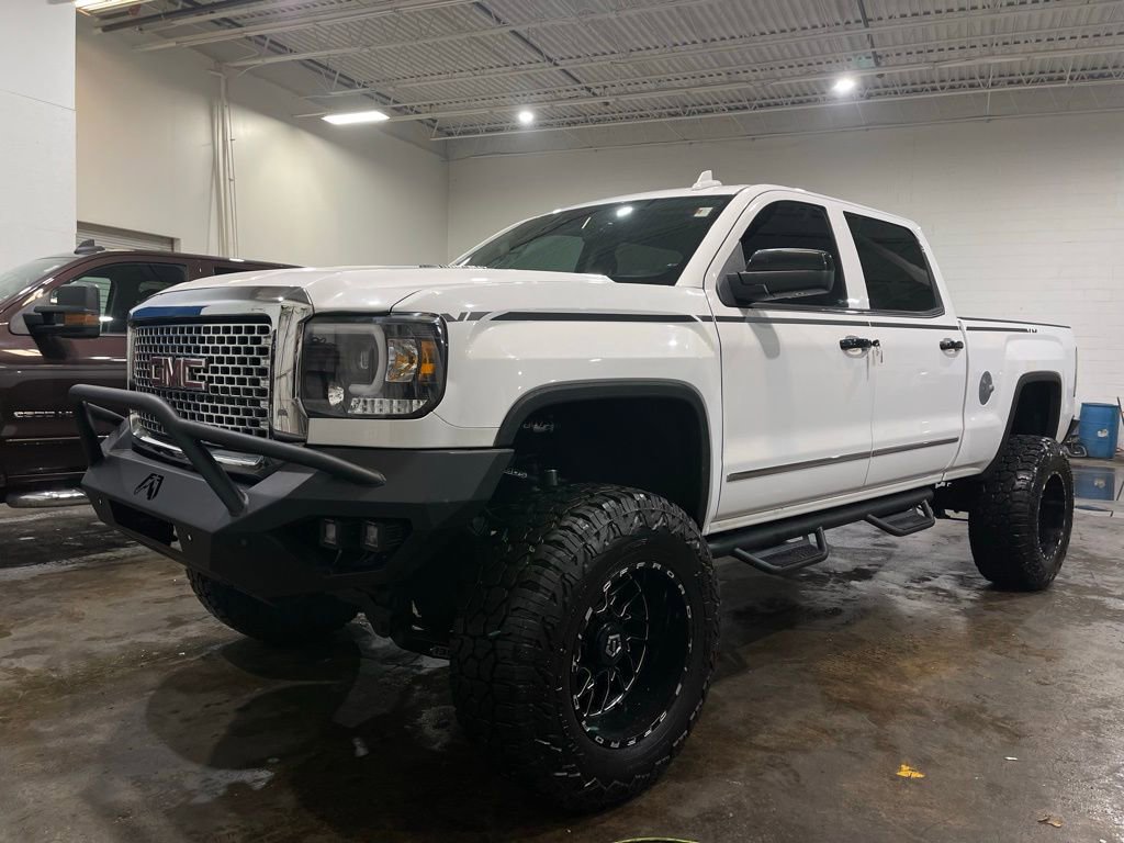 Used 2015 GMC Sierra 2500 Denali w/ Duramax Plus Package image 1