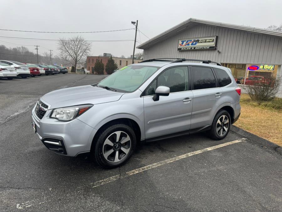 Used 2018 Subaru Forester 2.5i Limited image 2