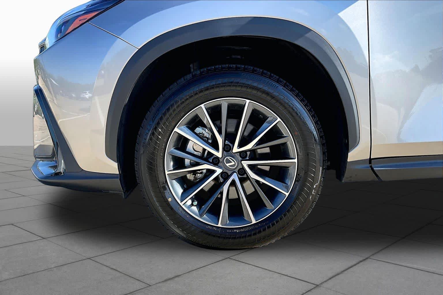 Used 2026 Lexus NX 350 AWD w/ Cold Area Package image 11