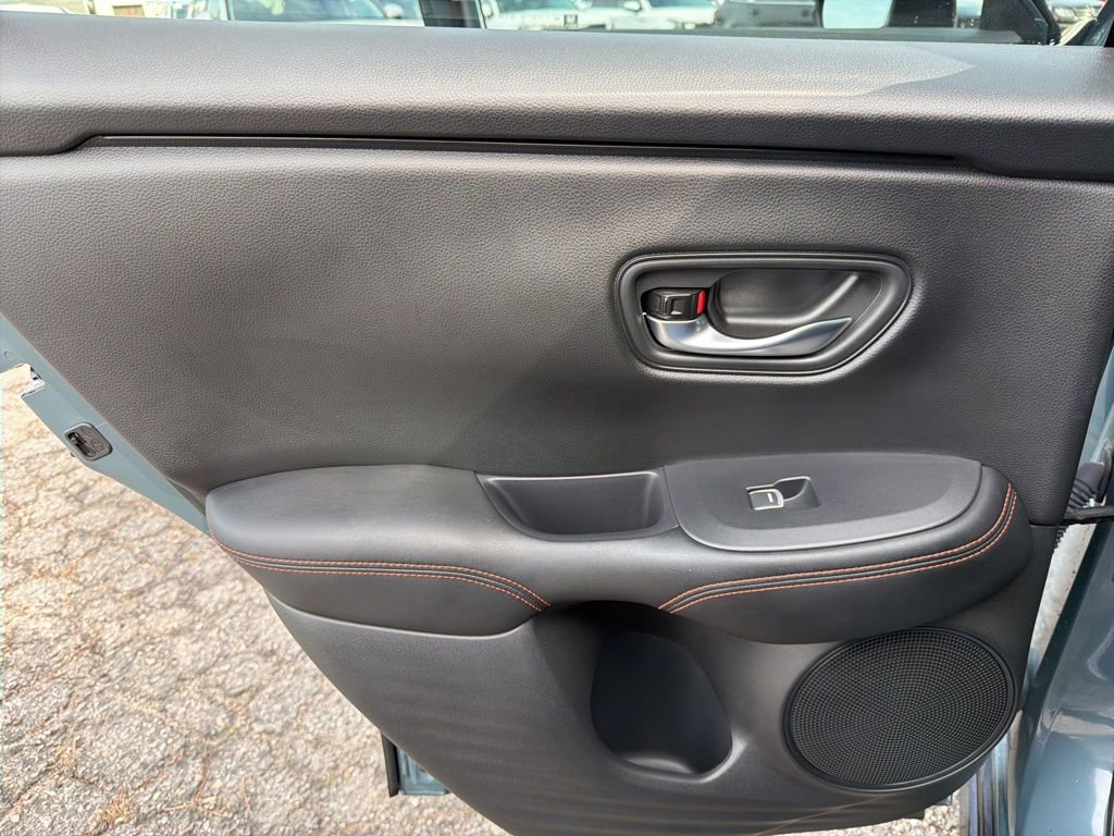 Used 2025 Honda HR-V Sport image 21