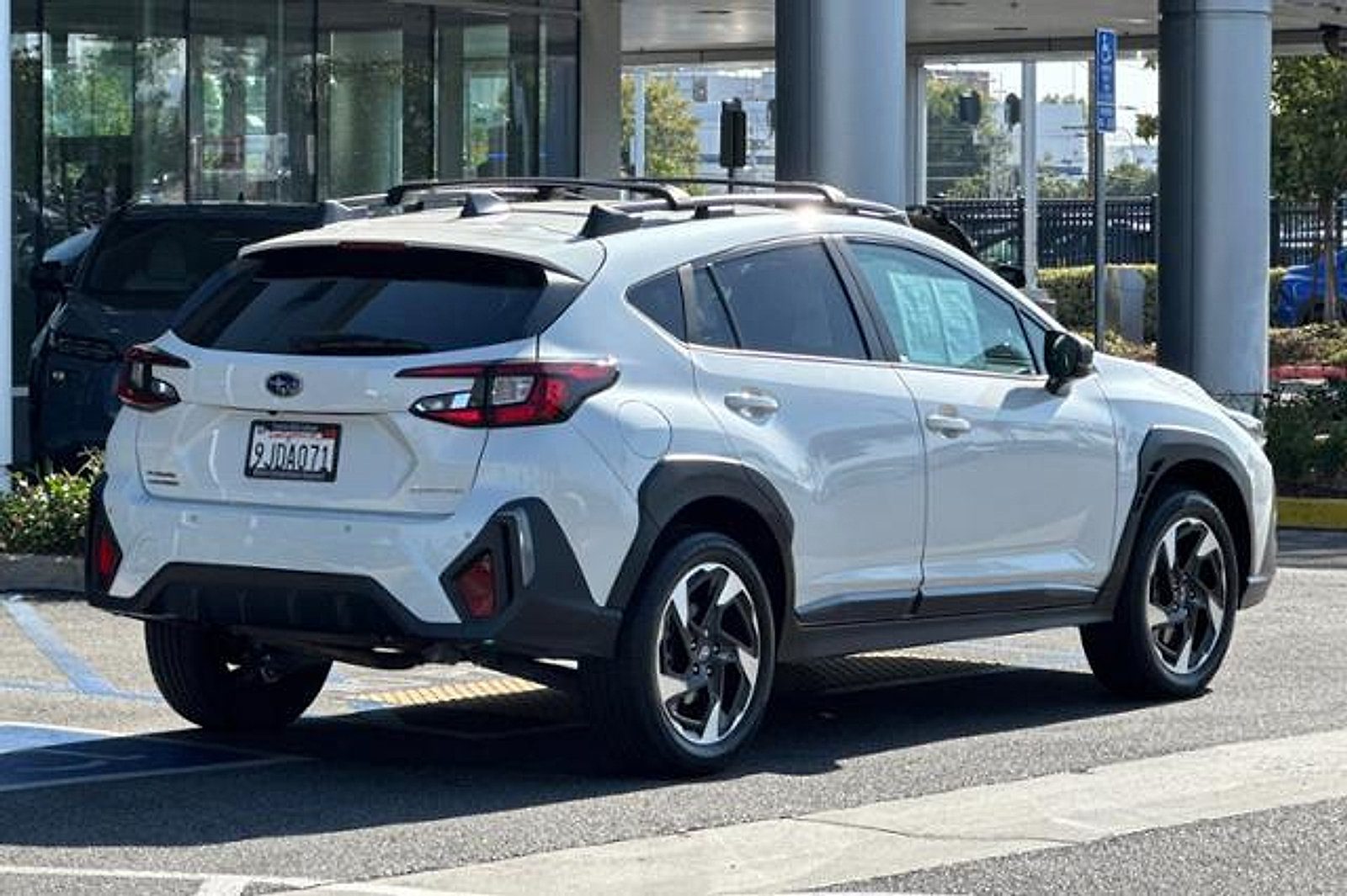 Certified 2024 Subaru Crosstrek 2.5i Limited w/ Crosstrek Mirror Package AWD/4WD image 4
