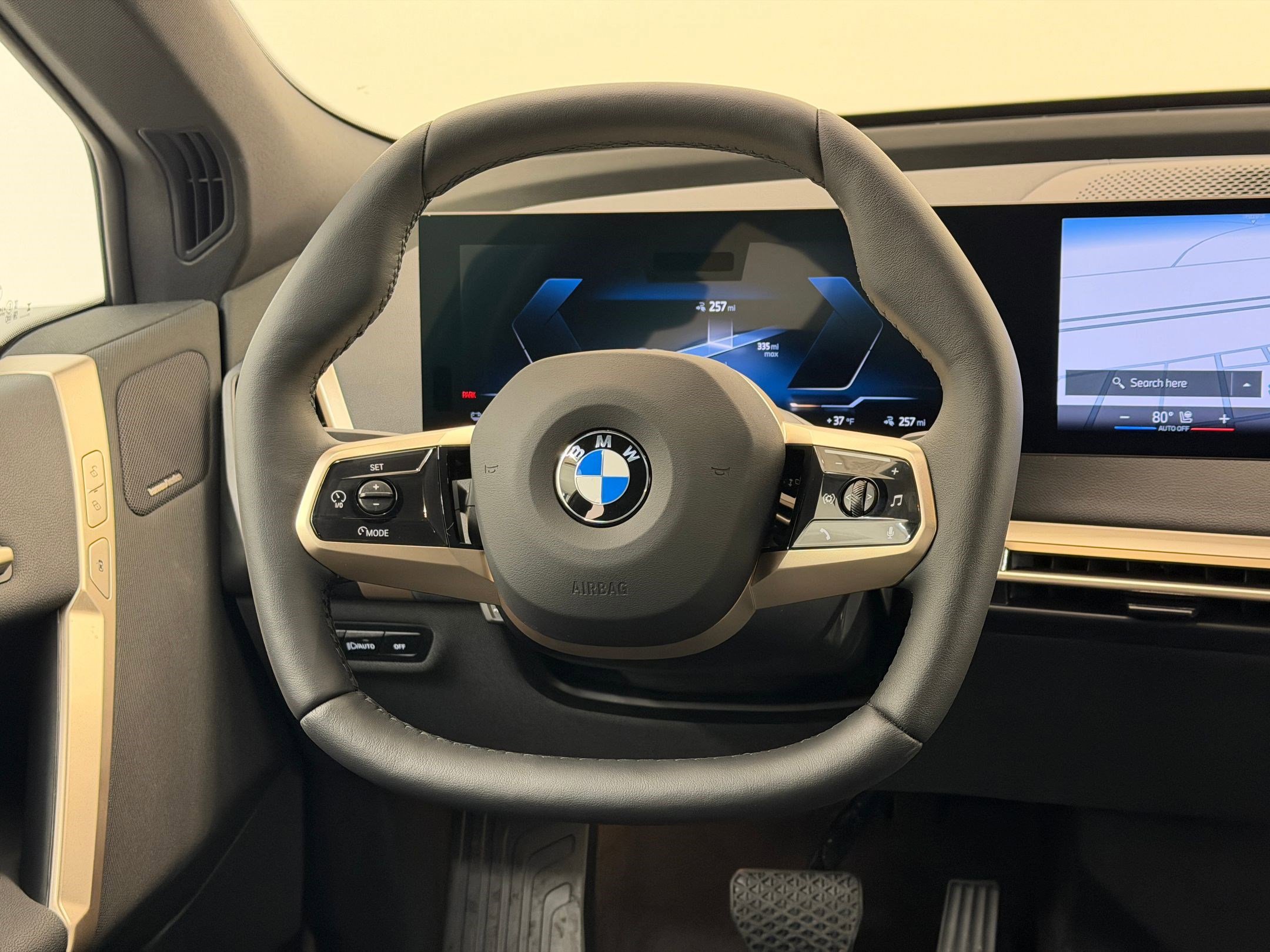 New 2026 BMW iX xDrive45 image 17