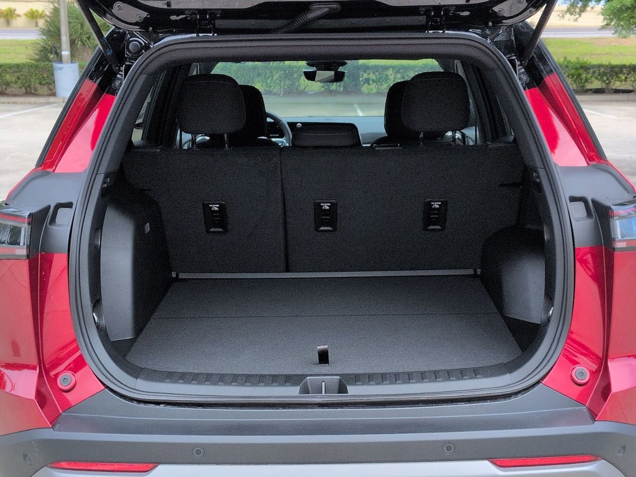 New 2026 Chevrolet Equinox LT w/ Safety and Technology Package FWD image 22