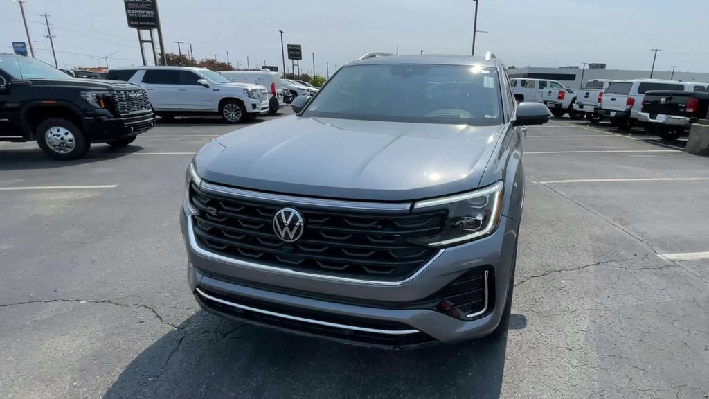Used 2024 Volkswagen Atlas SEL Premium R-Line AWD/4WD image 5