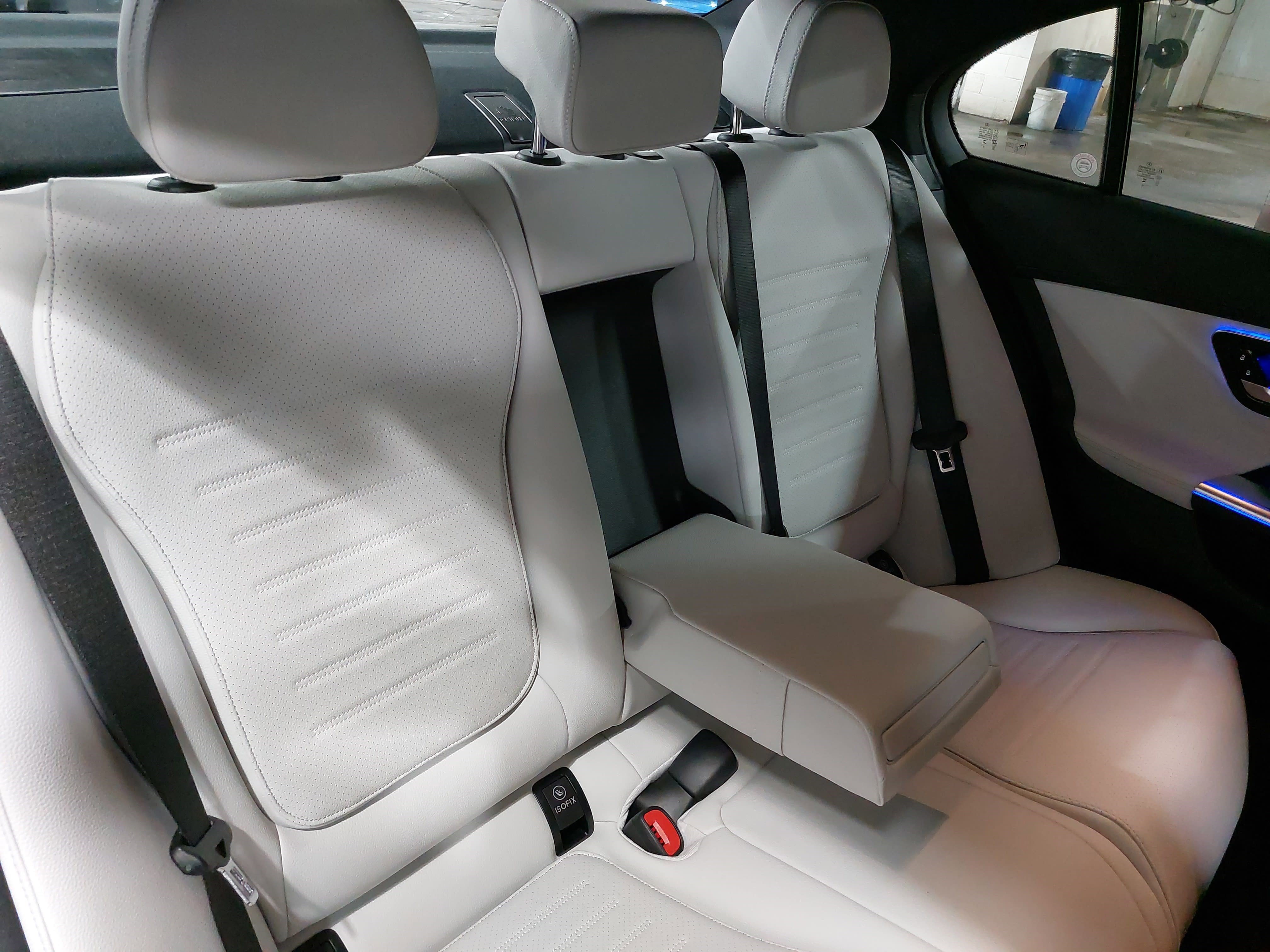 Used 2025 Mercedes-Benz C 300 Sedan image 12