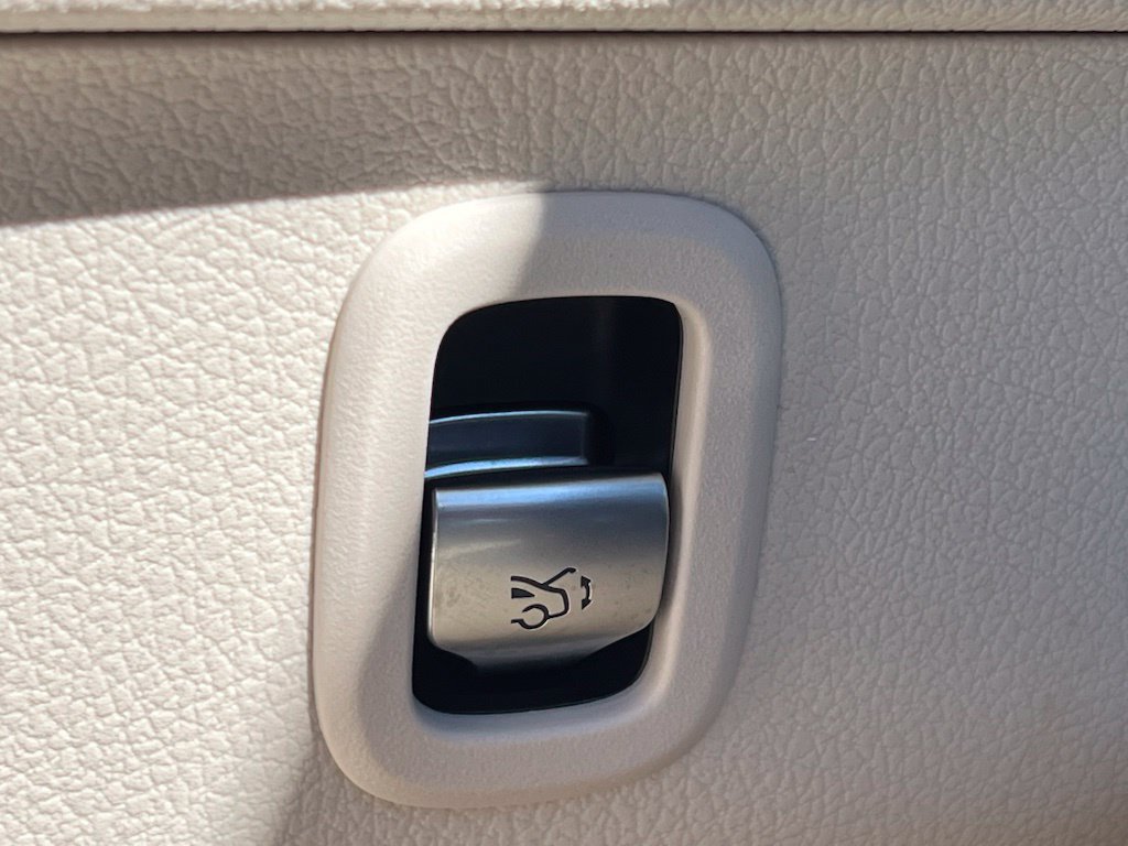 Certified 2026 Mercedes-Benz GLC 300 4MATIC image 27