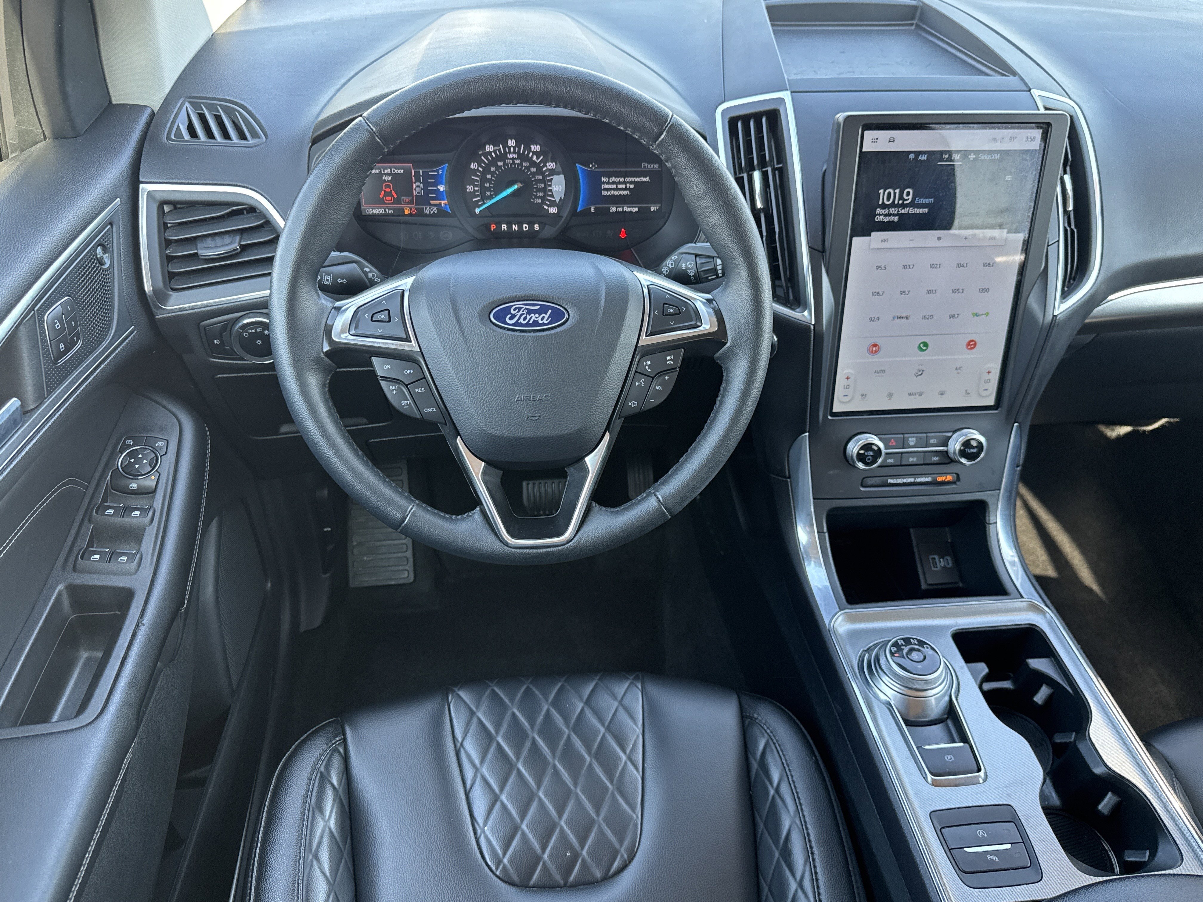 Used 2024 Ford Edge Titanium image 7