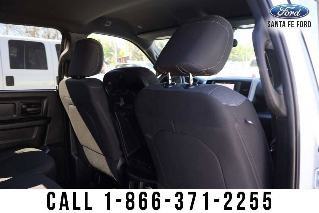 Used 2024 RAM 3500 Tradesman w/ Chrome Appearance Group image 15