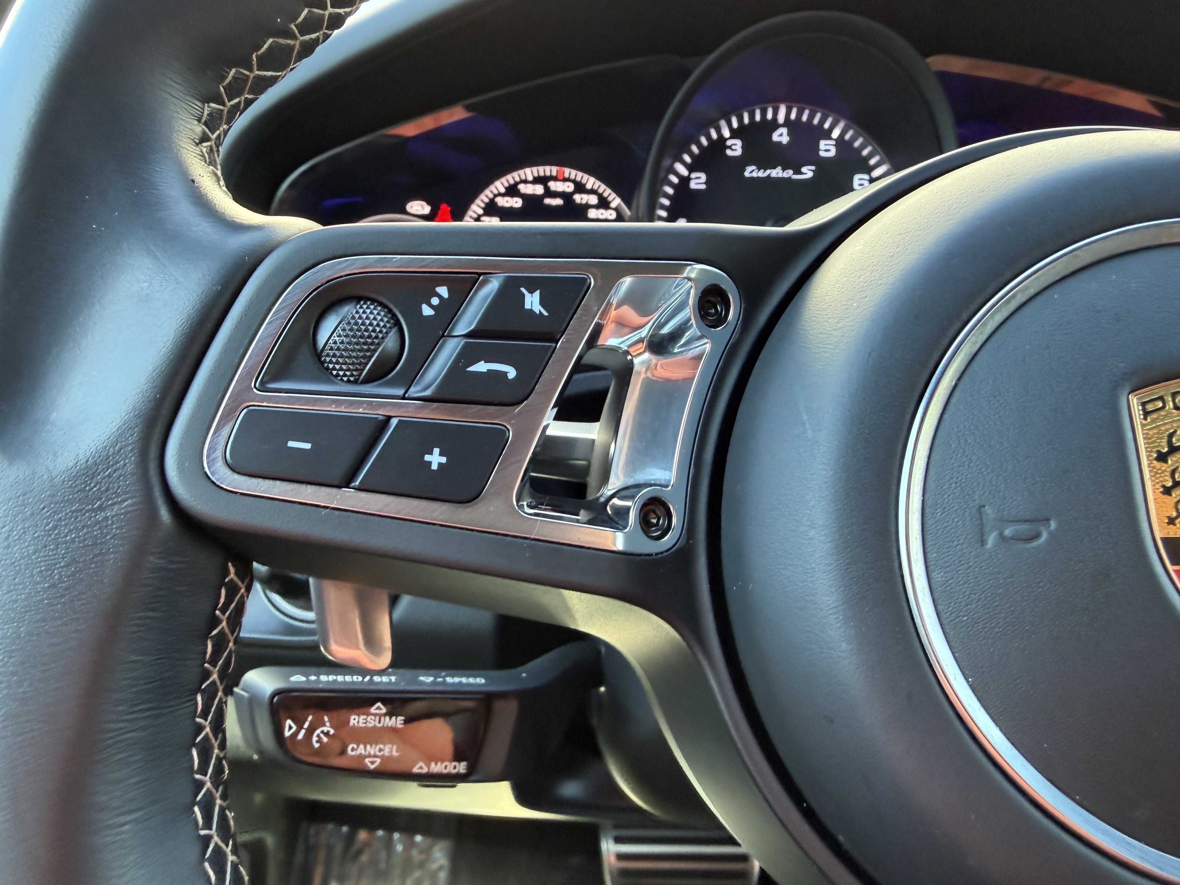 Certified 2022 Porsche Cayenne Turbo S image 34