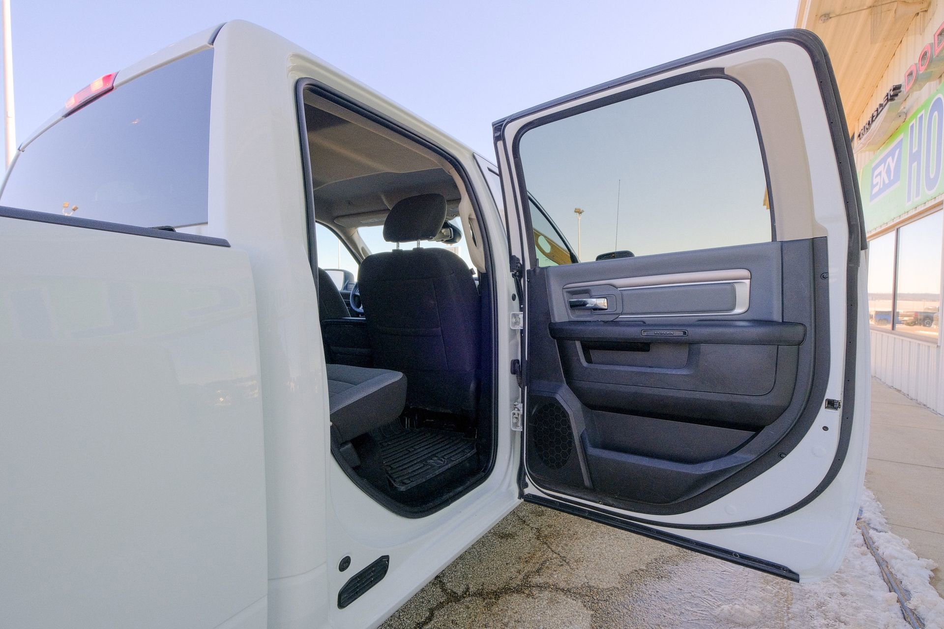 Used 2023 RAM 1500 Classic SLT w/ Electronics Group image 18