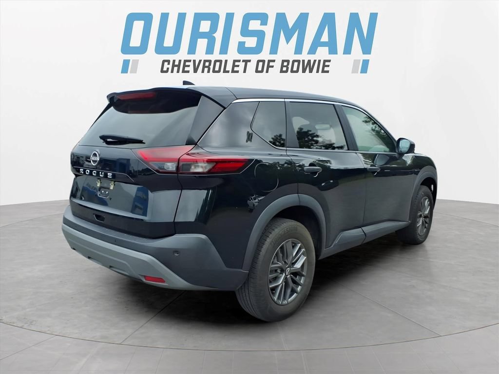 Used 2023 Nissan Rogue S FWD image 3
