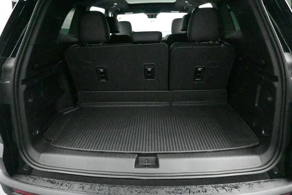 New 2026 GMC Acadia Elevation w/ Elevation Premium Package AWD/4WD image 25