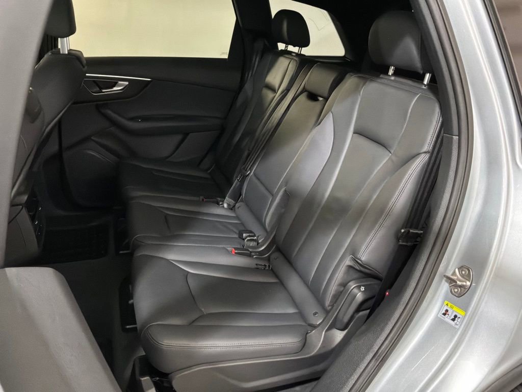 Used 2023 Audi Q7 2.0T Premium w/ Convenience Package image 19