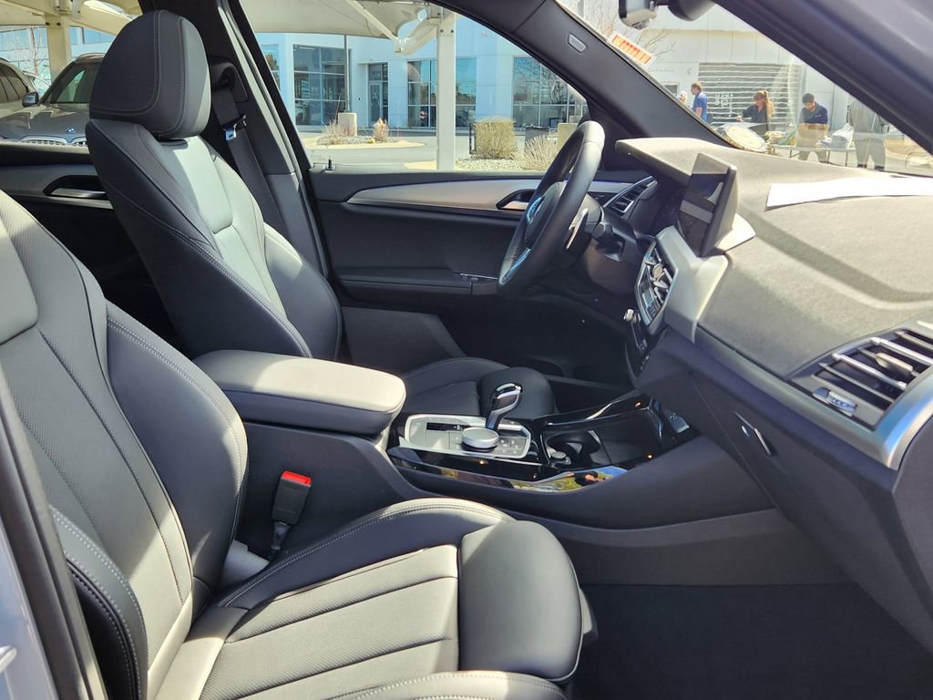 Used 2024 BMW X3 xDrive30i w/ Premium Package image 16