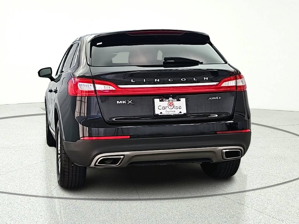 Used 2016 Lincoln MKX Select w/ Select Plus Package AWD/4WD image 6