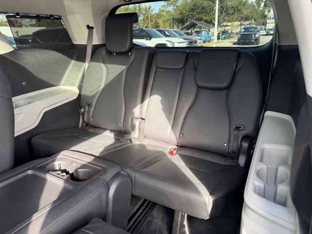 Certified 2024 Kia Carnival SX Prestige image 12